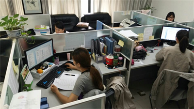 紫電公司訂單穩重帶增，生產銷售一片繁忙